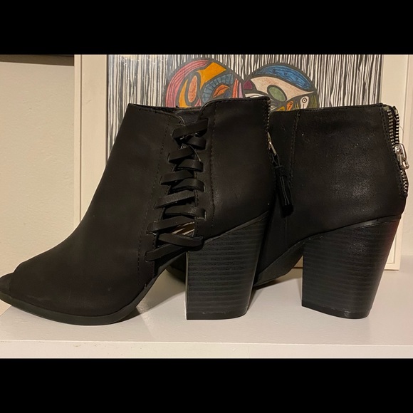 Black Booties - Picture 5 of 7